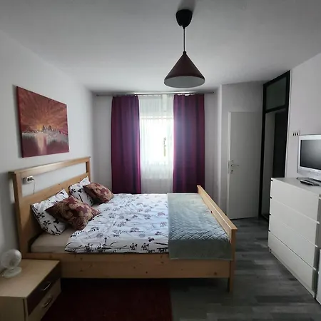 Rose 8 Apartment